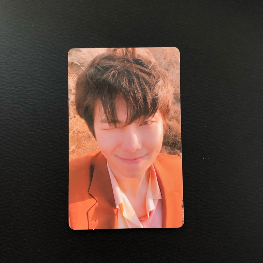 Love Yourself: Tear version Y RM photocard